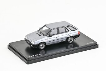 modely aut 1:43 čast 2 - 17