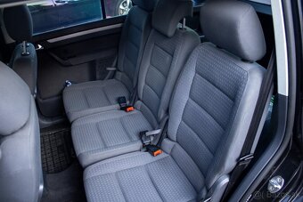 Volkswagen Touran 1.9 TDi DSG /aj na splátky/ - 17