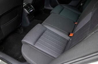 Škoda Superb Combi 2.0TDI DSG automat - 17