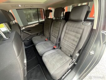Volkswagen Touran 2.0 R-Line DSG --7 MIESTNY-- - 17