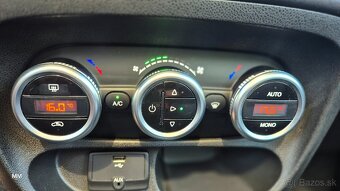 🇮🇹 Fiat 500 L Living , panoráma, servisná história - 17