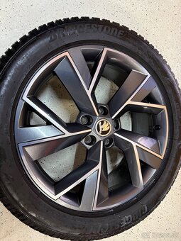 ZIMNÁ SADA SKODA TRIGLAV 5x112 R19 + ZIMNÉ PNEU 235/50 R19 - 17