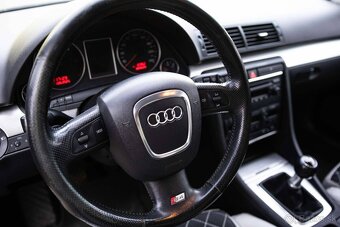 AUDI A4 S4 - 17