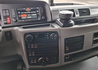 MAN TGL 12.250 BL 4x2 nafta 184 kw - 17