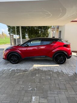 Predám auto Toyota CH-R GR Sport 2.0 - 17