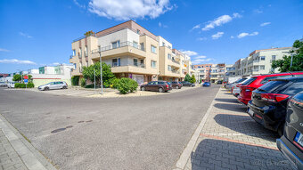 Moderný 2izb byt s predzáhradkou a parkovaním v cene v obľúb - 17