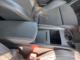 Renault Scenic TCe 140 "EDITION BOSE" - 17