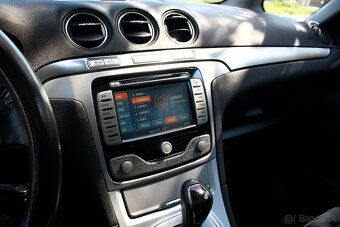 Ford S-Max 2.0 TDCi Titanium DPF A/T - 17