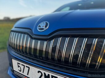 Škoda Superb Combi 1.4 TSI PHEV Sportline DSG 360 Kamera - 17