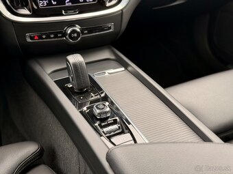 olvo V60 B4 145kw-MHEV-ODPOČET DPH-INSCRIPTION-2021-A/T - 17
