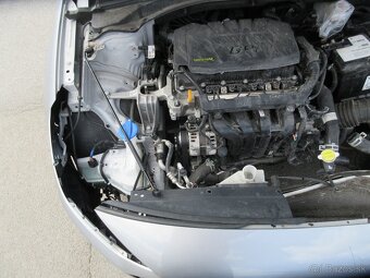 Hyundai i30 CW 1.5i CVVT Comfor - 17