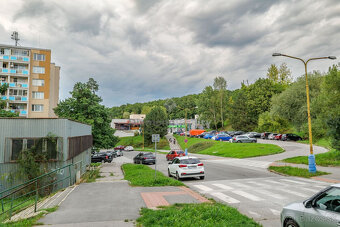 Ponúkam na predaj 3 izbový byt na Sídlisku Dargovských hrdin - 17