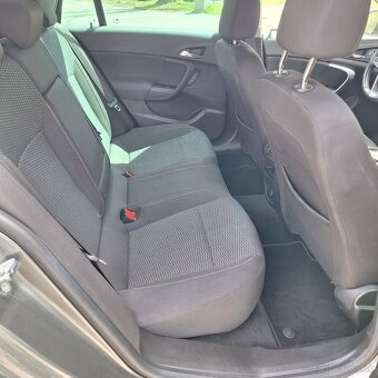 Opel Insignia 2.0 CDTi 125 kW - 17