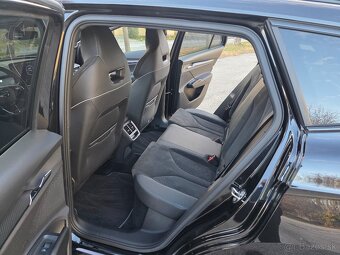 Škoda ENYAQ iV SPORTLINE BLACK - 17