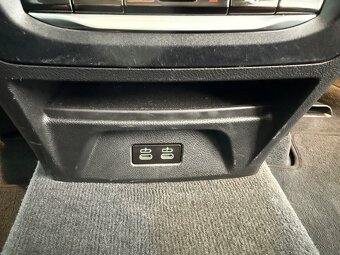 BMW X3 2.0d xDrive DPH - 17