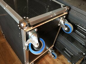 LED BEAM - SPOT - WASH 400W. - 17