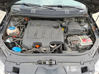 ŠKODA FABIA COMBI 1.6 TDi r.v. 2010 - 17