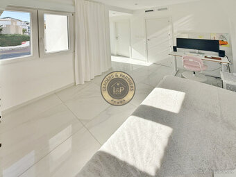 Mezonetový dom 4+kk s bazénom, Torrevieja-Los Balcones, Špan - 17