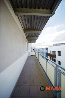 PREDANÉ Trojizbový veľkometrážny byt s terasou, v meste Prie - 17