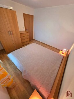 Apartmán, Nová Lesná, 46m2 + balkón, park. miesto, zariadený - 17