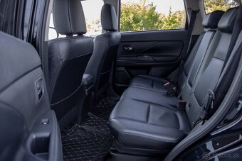 Mitsubishi Outlander 2.2 DI-D Intense+ A/T - 17