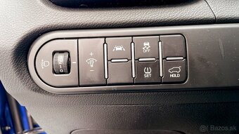 Ponúkame na predaj vozidlo KIA XCEED 1,5i  117kw 6M Gold - 17