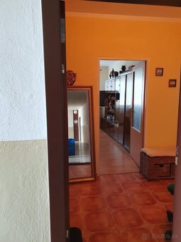 pekný 2 izbový s loggiou - 17