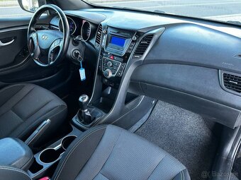 Hyundai i30 Kombi 1.6 CRDi - 17