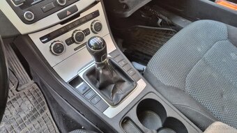 VW Passat B7 1,6TDI 77kw kód motora: CAY - 17