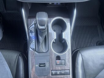 Toyota Highlander 2022 Executive Skyview JBL - odpočet - 17