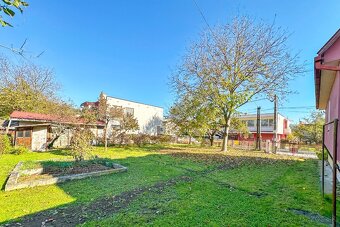 Dom s letnou kuchynkou v meste Žarnovica - 17