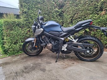 Honda CB650R - 17