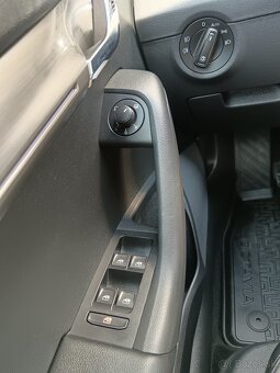 Škoda Octavia 2.0 TSI L&K DSG - 17