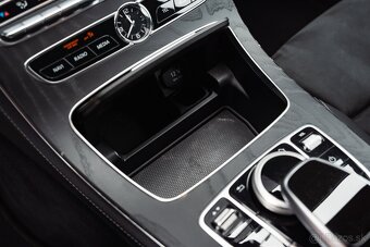 Mercedes-Benz E 220d 4Matic AMG Line / Night Paket - 17