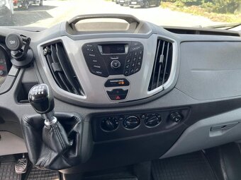 Prodám Ford Transit 2.2TDCi. 92kw.L3H2. 7 míst. - 17