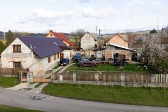 PREDAJ - 5 IZBOVÝ RODINNÝ DOM,BELUŠA, PÚCHOV, POZEMOK 726 m2 - 17