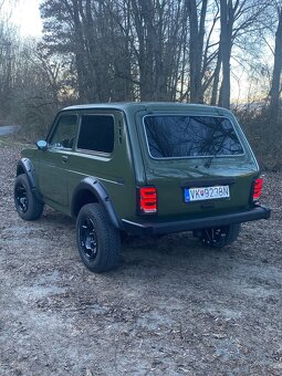 Lada Niva 1.7i - 17