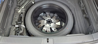 Volkswagen Passat Variant 2.0 TDI BMT R-Line Highline - 17