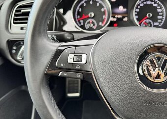 Volkswagen Golf 1.2 TSI ALLSTAR benzín manuál 81 kw - 17