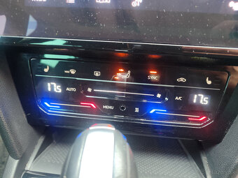 Passat Alltrack 2.0TDI DSG 4MOTION 147kW Weba,Matrix,Virtual - 17