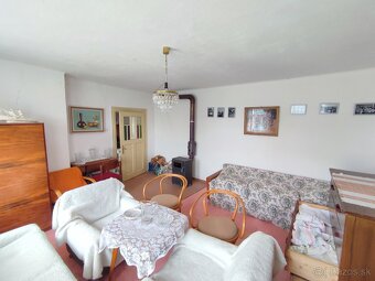 Ponúkame na predaj rodinný dom v obci Miškech Dedinka - 17