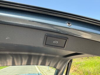 Predám Škoda Octavia Combi 2.0 TDI Style DSG 4x4 - 17