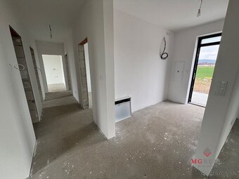 Novostavba rodinný dom Práznovce/ murovaný - 17