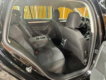 Škoda Octavia Combi 2.0 TDI Ambition DSG - 17