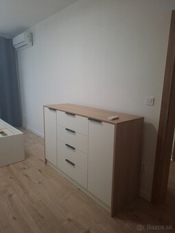 2 izbový byt - 60m2 - komplet rekonštrukcia - zariadené - 17