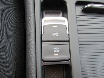 Volkswagen Golf VARIANT 2.0 TDI DSG, 4x4 ALLTRACK EDITION - 17