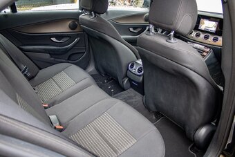 Mercedes Benz E220d - 17