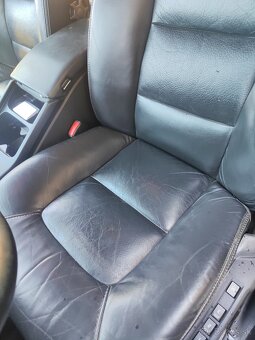 Volvo xc70 - 17