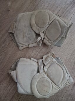 Hokejová výstroj - 17