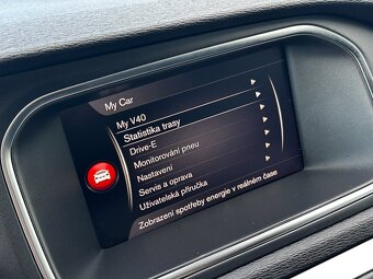 Volvo V40 R-Design D3 2.0 150k A/T - 17